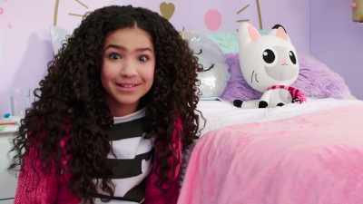 I'm so glad you're here!
Let me show you around. - Gabby's Dollhouse
