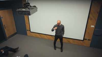 I'm going to announce you as well
that without me and without my staff - All or Nothing: Manchester City
