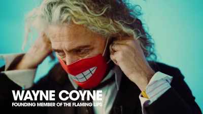 I'm going to go ahead
and take off my mask... - The Flaming Lips Space Bubble Film