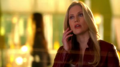 I'm going to have eric show
donald's picture to mrs. Russo. - CSI: Miami