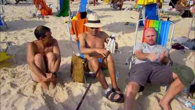 I'm going to have some massage and
I would like you guys to join me. - An Idiot Abroad
