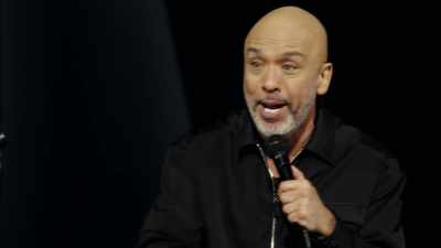 I'm going to help some Filipinos
that live in America - Jo Koy: Live from the Los Angeles Forum