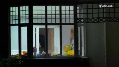 I'm going to offer you
two choices tonight - - Stacey Dooley Sleeps Over