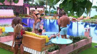 I'M GOING ON A DATE WITH ANTON,
AND I'M SO EXCITED. - Love Island