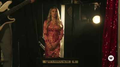 I'm going to play it the way
that it was meant to be played. - Love in the Limelight