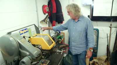 I'm going to put the light on.
Any objections? - James May and the Dull Men