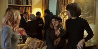 -I'm going to see him.
-Claudia. Sara is with him, it's fine. - Despite Everything