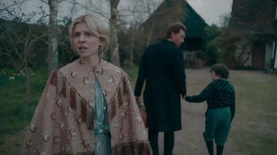 I'm going to see if Naomi's back. - The Essex Serpent