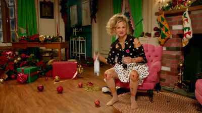 I'm going to sit here,
pour myself another drink, - At Home with Amy Sedaris