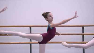 I'm going to the audition for Polis
and Hoop this year. - On Pointe