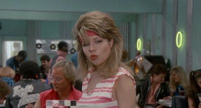 I'm going to the ladies' room - Voyage of the Rock Aliens