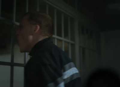 - I'm going to the yard!
- Do you want solitary? - Sons