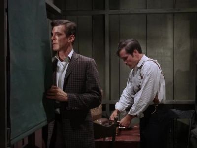 I'M GOING TO NEED A PAN
TO COOK THESE BEANS IN. - The Andy Griffith Show