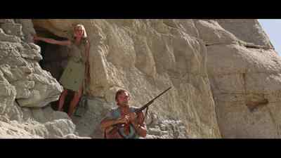 I'm going up there after him. - Sands of the Kalahari