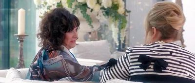 I'm going to wake Lola up - Absolutely Fabulous: The Movie
