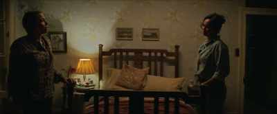 - I'm going to walk the perimeter.
- I've locked up already. - The Lost Flowers of Alice Hart