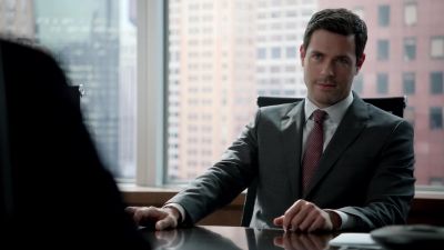 I'm going with Mike. - Suits