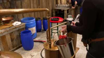 I'm gonna add
some fresh strawberries - Moonshiners: Master Distiller