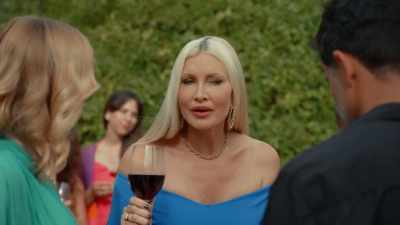 I'm gonna be making a
big announcement then. - A Toast to Love