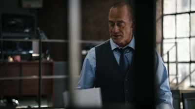 I'm gonna check on Wheatley
and the old man - Law & Order: Organized Crime