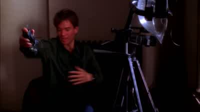 I'm gonna get a look at that package. - NCIS