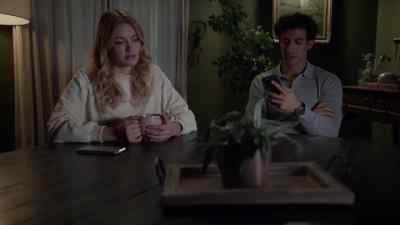 I'm gonna get this
back to the office, - A Model Murder