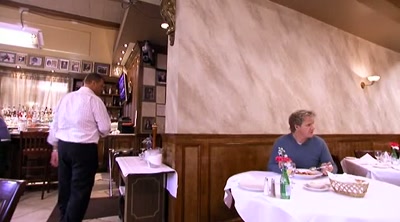 I'M GONNA GO DIFFUSE
A FIGHT - Kitchen Nightmares