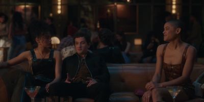 I'm gonna go get a-- get some more tea. - Gossip Girl