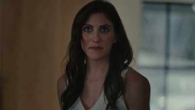 -I'm gonna go.
I'll talk to you later. - A Deadly Threat to My Family