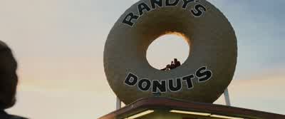 Sir! I'm gonna have to ask you to exit the doughnut. - Iron Man 2