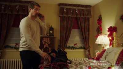 I'm gonna have to call you back.
Okay. - Romance at Reindeer Lodge