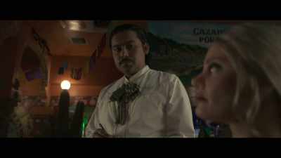 I'm gonna have the taco trio. - Made for Love