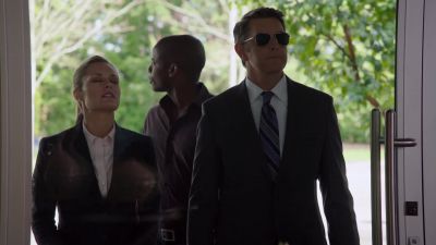 - I'M GONNA KILL HIM. - Psych