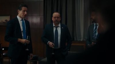 I'm gonna need the room. - Billions