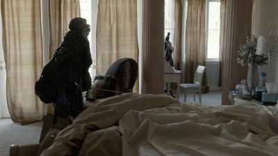 I'm gonna poke your buns
a little bit. - The Last Man on Earth