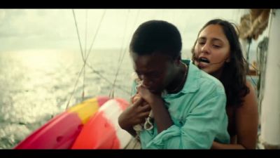 I'm gonna put you in the raft. - No Escape