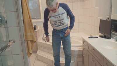 I'm gonna put my pants on, - How To with John Wilson