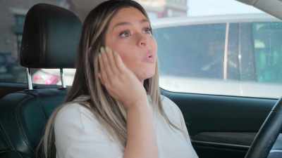 I'm gonna put some lip gloss on - The Secret Lives of Mormon Wives
