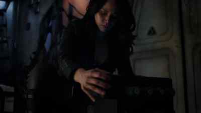 I'm gonna set the timer for one minute. - Dark Matter