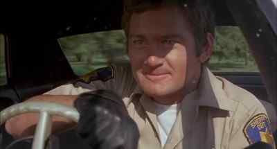 I'm gonna show you about
driving this time, buddy. - Dirty Mary Crazy Larry