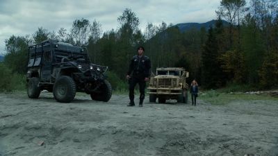 I'm gonna take the Rover back to camp. - The 100