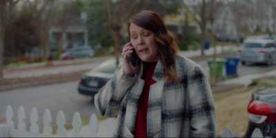 I'm gonna try to
figure everything out, - How to Ruin the Holidays