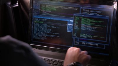 I'm hacking the fire alarm. - Scorpion
