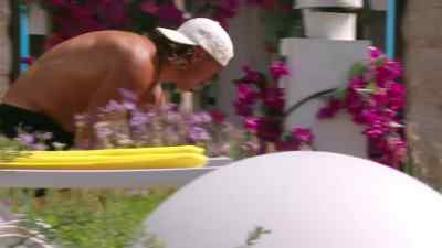 I'm so happy for...
I'm like, jealous. - Love Island Australia