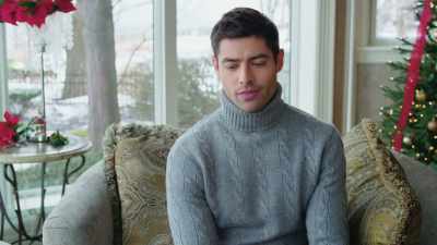 I'm happy that we can be
like this, after everything. - A Merry Single Christmas