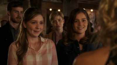 I'm so happy
to meet you girls. - Pure Country: Pure Heart