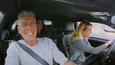 -I'm having car envy.
-[laughter] - Roadrunner: A Film About Anthony Bourdain