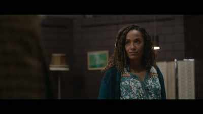 I'm Helen. Welcome to the madhouse. - Close to Me