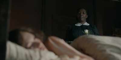 I'm helping mrs. Foxworth - Flowers in the Attic: The Origin