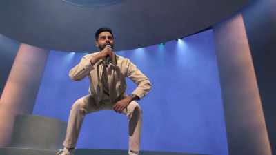 "I'm here to convert to Islam." - Hasan Minhaj: The King's Jester